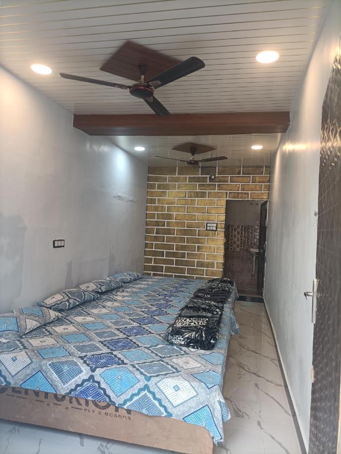 Shri Gamya Guest House Ujjain Eksteriør bilde